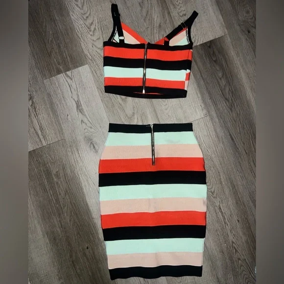 Bebe Bodycon Striped Two Piece Set Size M - Picture 12 of 13